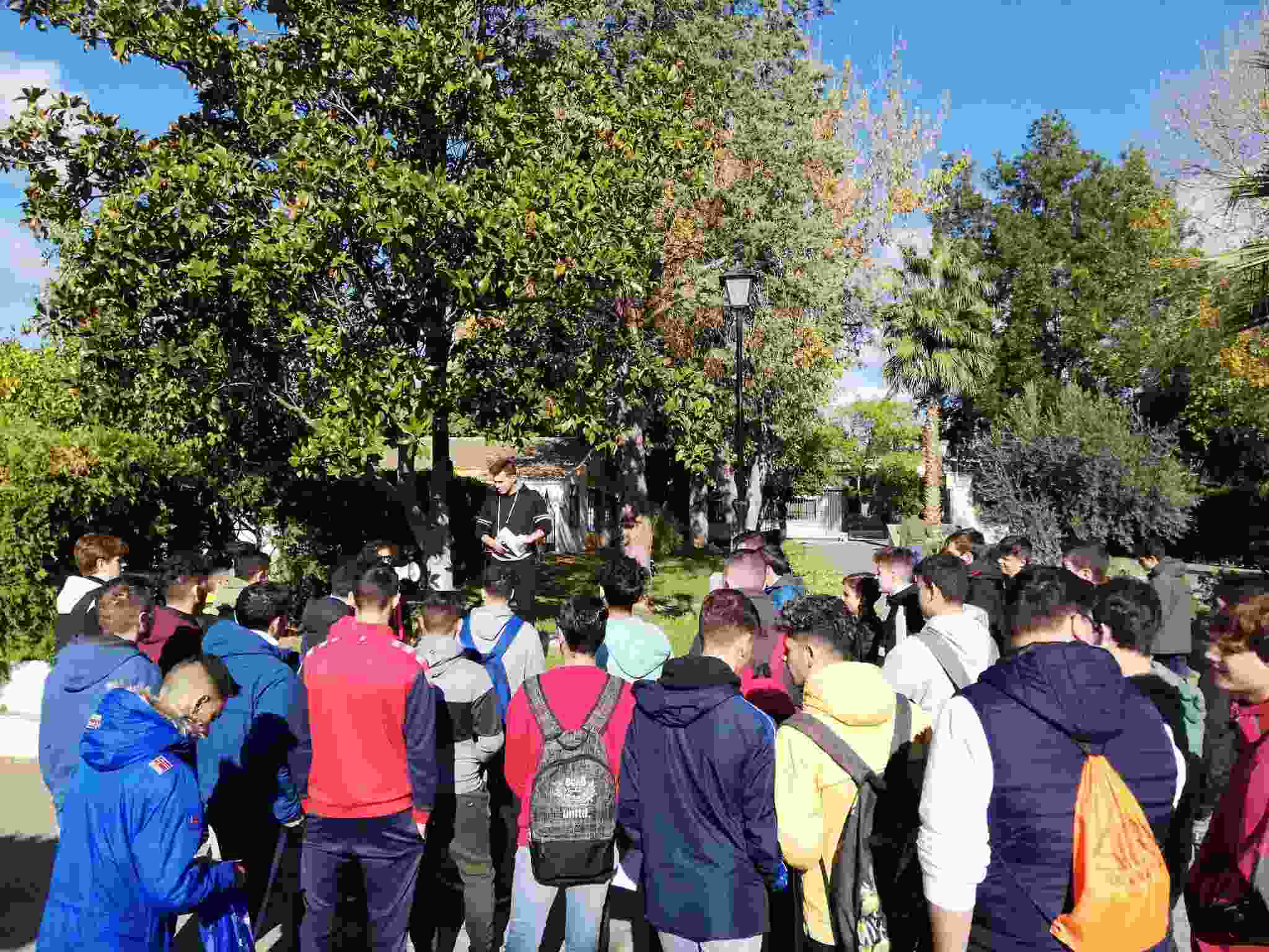 Los alumnos de TSEAS organizan una Gymkana cultural para los alumnos de 1º de Bachillerato en Almodóvar